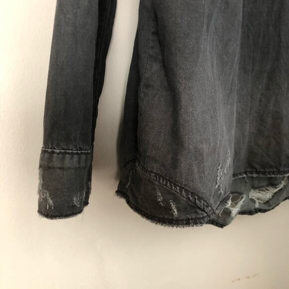 Man X One Teaspoon Shirt Medium Black Pull Over Denim Distressed Grunge - Picture 9 of 14